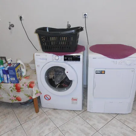 Schoene Moderne Apartament *